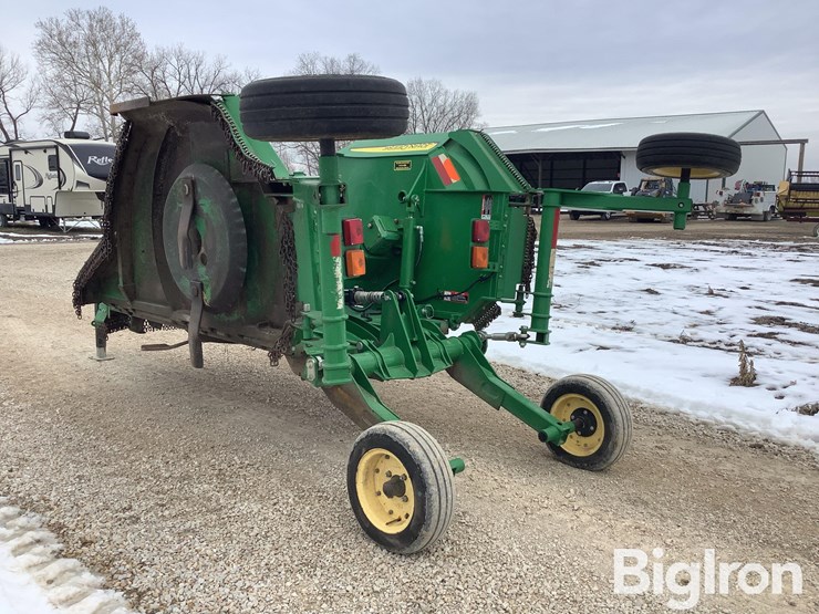 2020-john-deere-e12-image-7