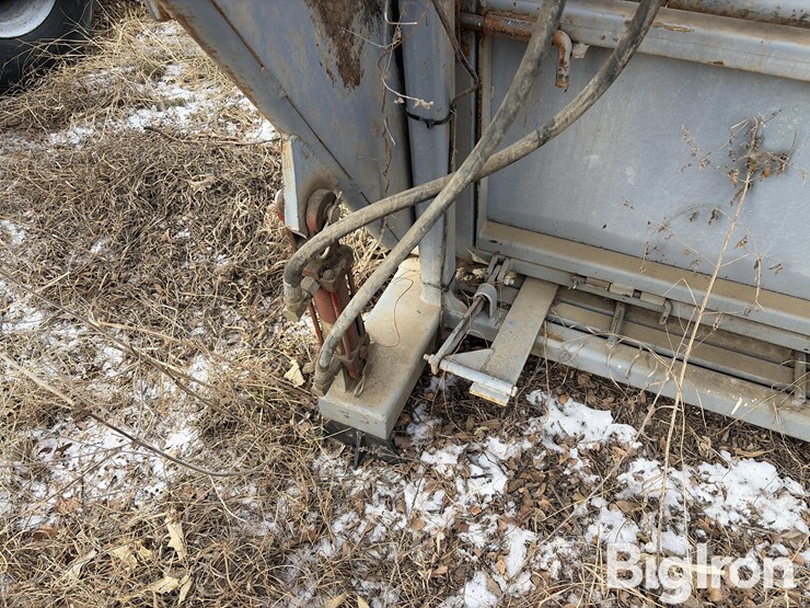 bowman-hydraulic-cattle-chute-image-9