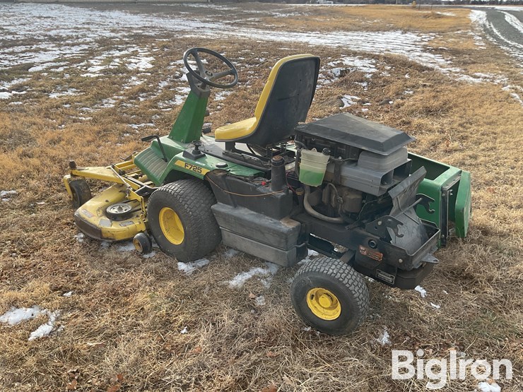 john-deere-f725-image-7