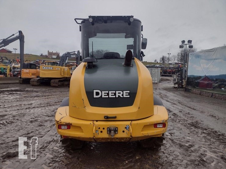 2019-deere-324l-image-4