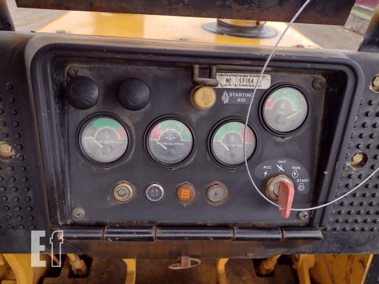 1995-deere-450g-image-6