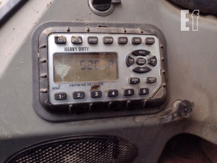 2017-bobcat-t595-image-10