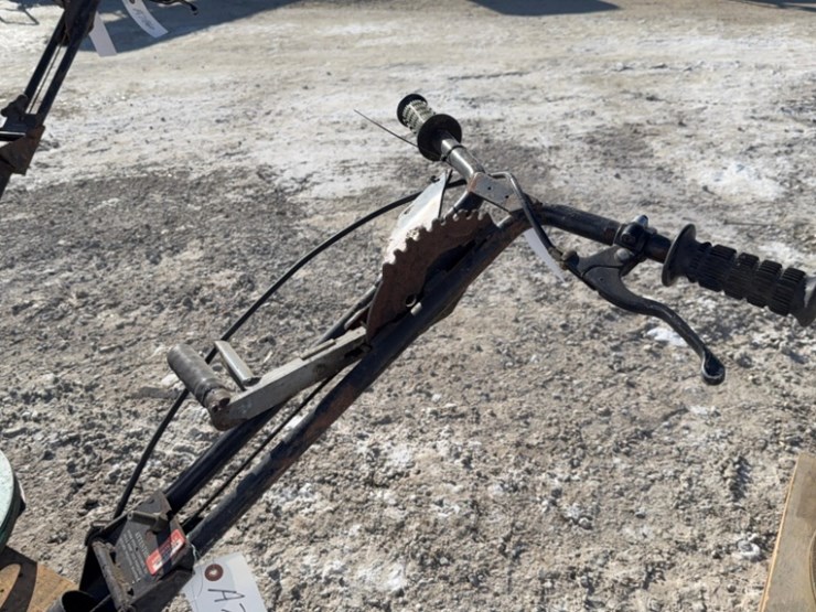 2'-power-trowel-with-honda-motor-image-7