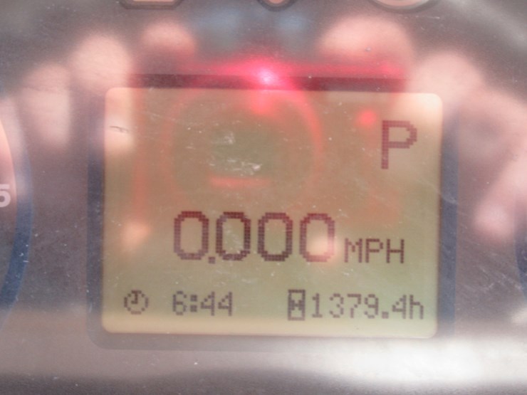 john-deere-7520-image-45