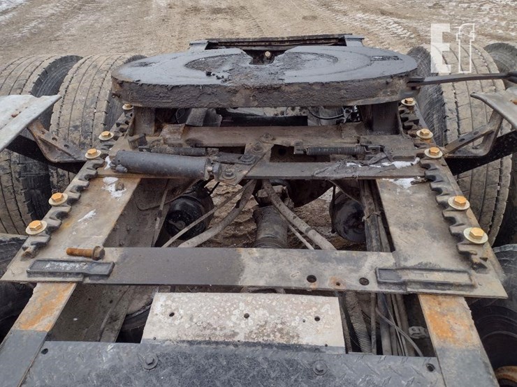 2000-international-9900-image-36