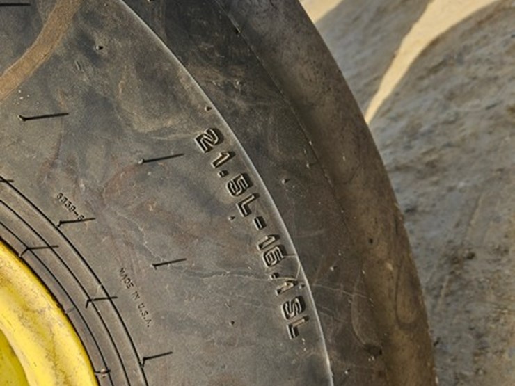 john-deere-469-image-39