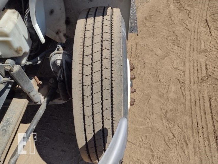 2008-international-durastar-4300-image-18