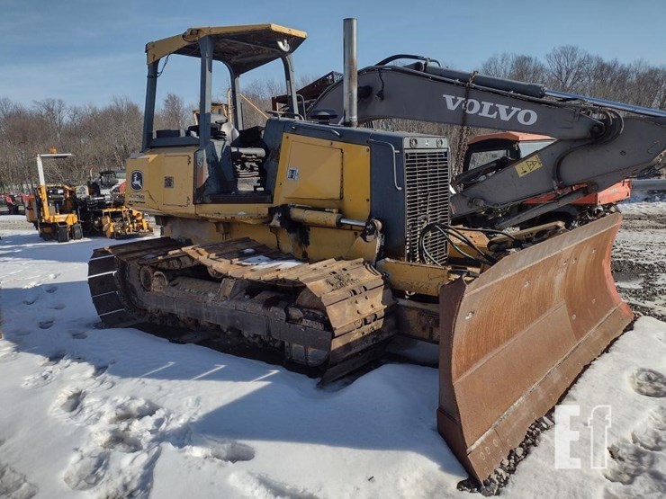 2007-deere-700j-lgp-image-3