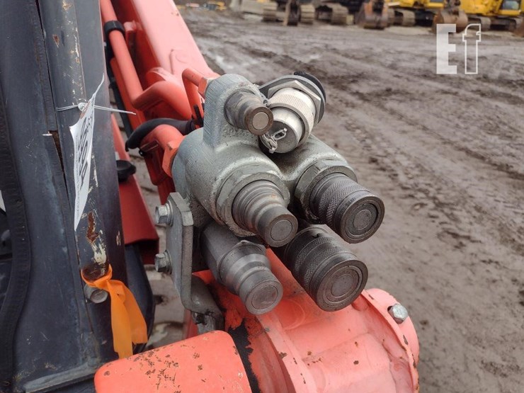 2019-kubota-svl95-2s-image-17