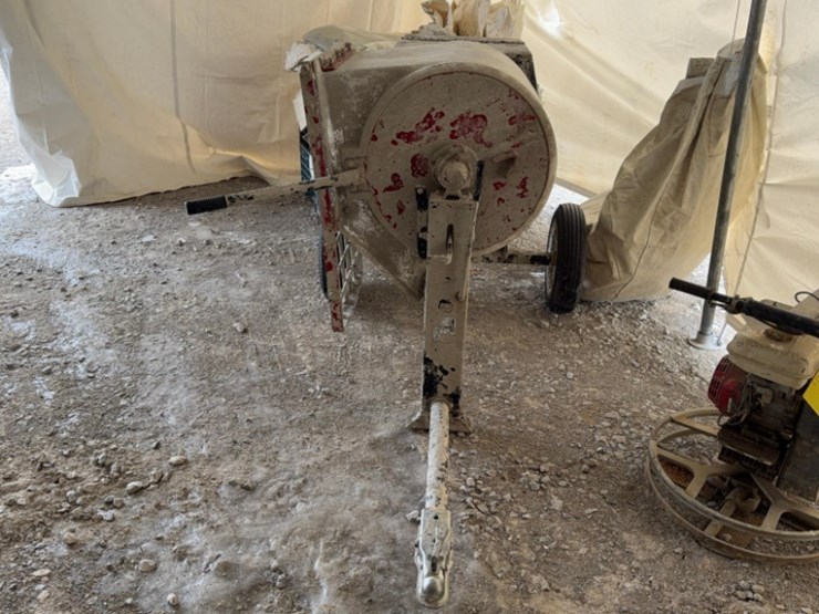 concrete-mixer-with-honda-motor-image-3