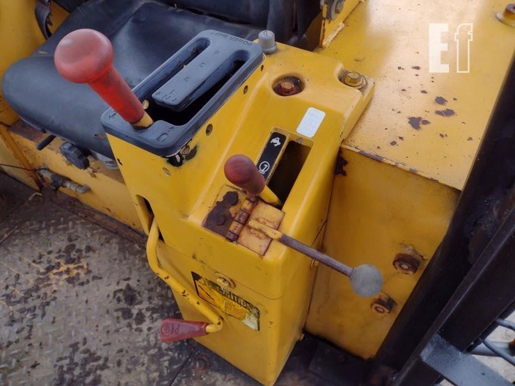 1995-deere-450g-image-10