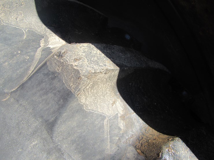 john-deere-7200-image-24