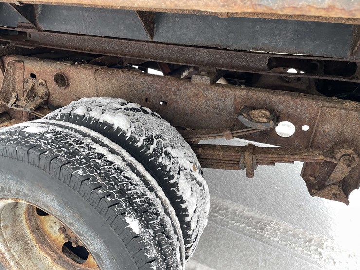 2002-chevrolet-2500-image-21