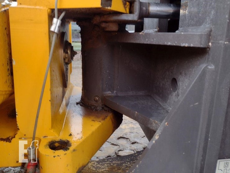 2014-volvo-sd115-image-13