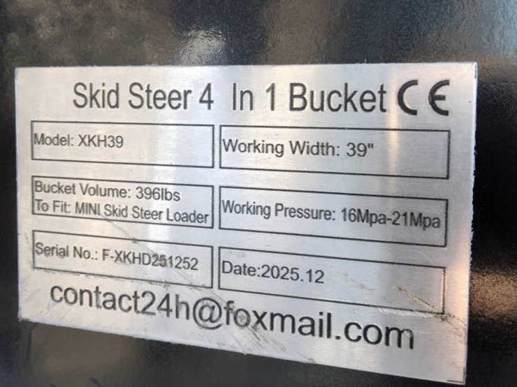#198-•-mini-skid-steer-4-in-1-bucket-39"-image-3