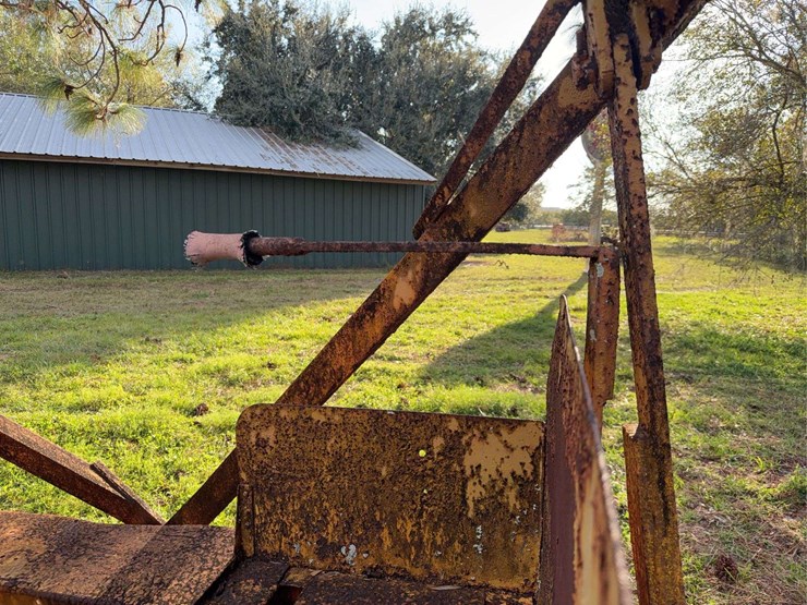 caterpillar-diesel-thirty-five-image-53