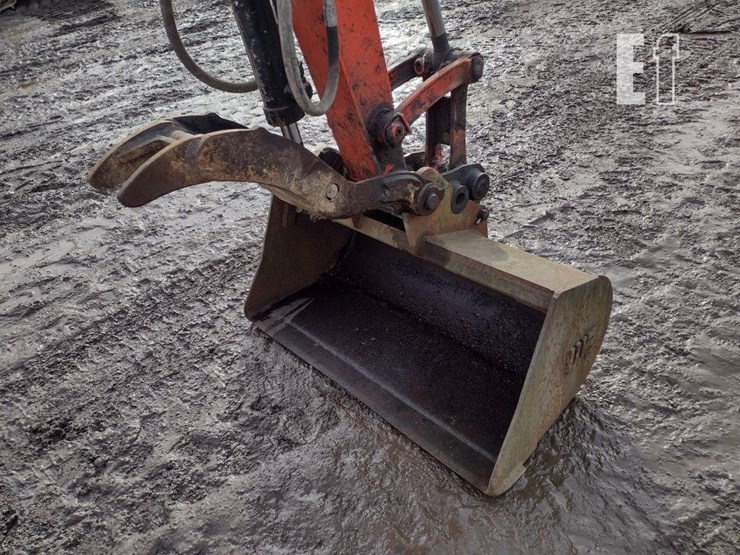 2017-kubota-kx040-4-image-20