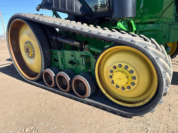 2010-john-deere-8360rt-image-25