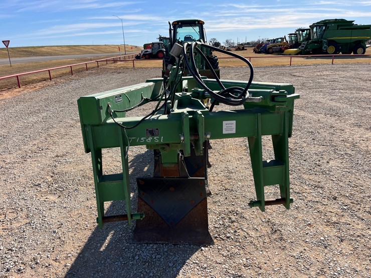 2018-john-deere-975-image-2