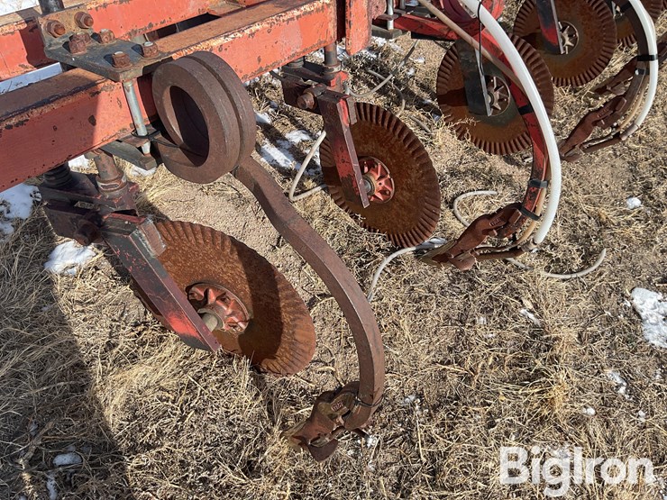 lely-6r30-anhydrous-ammonia-applicator-image-10