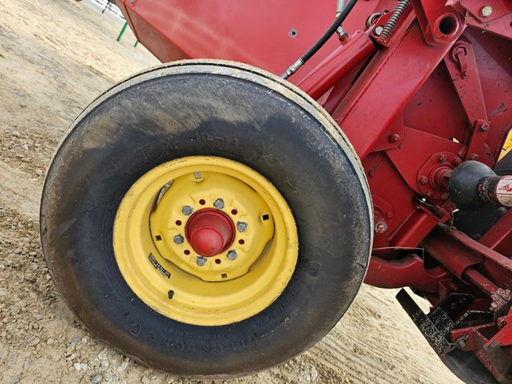 new-holland-499-image-27