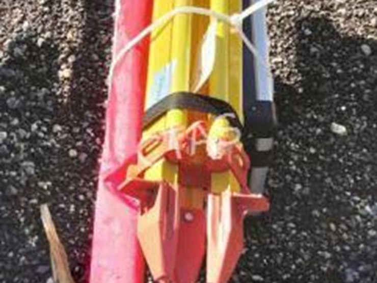 #251-•-self-leveling-rotary-laser-level-image-3