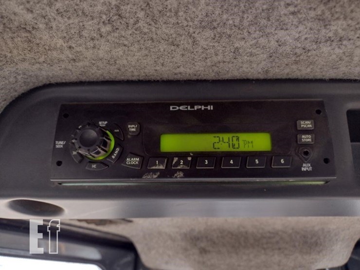 2013-deere-650k-xlt-image-9