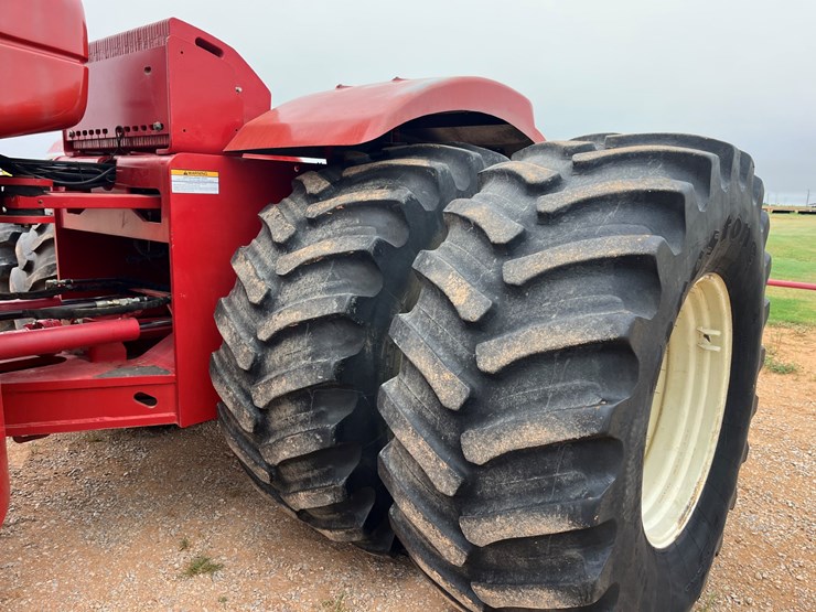 2008-versatile-535-image-19