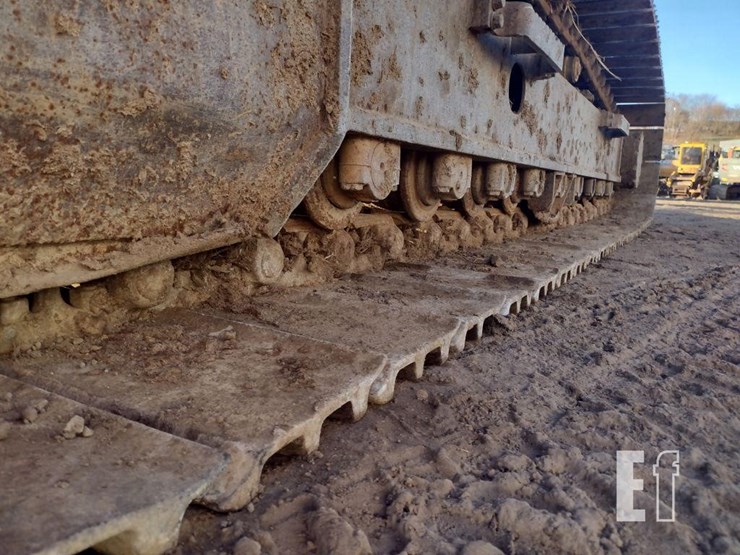 2000-deere-270c-lc-image-26