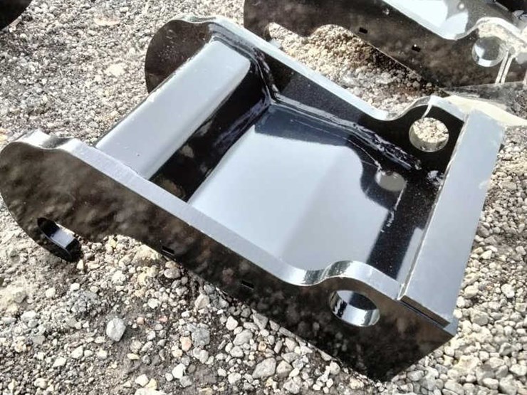 #259-•-mini-excavator-coupler---fits-to-bobcat-e-series-image-1