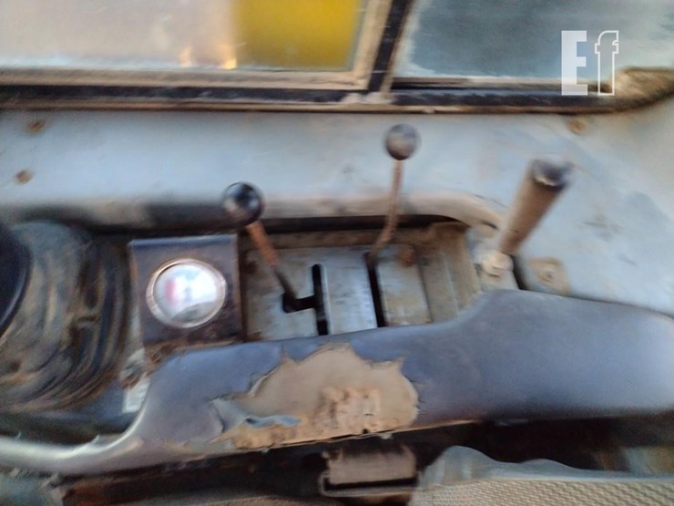 2004-komatsu-d65ex-15-image-10