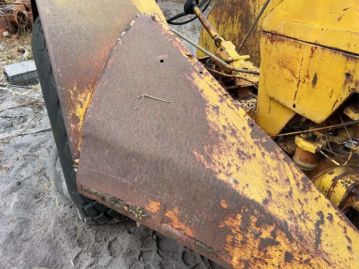 massey-ferguson-orchard-image-31