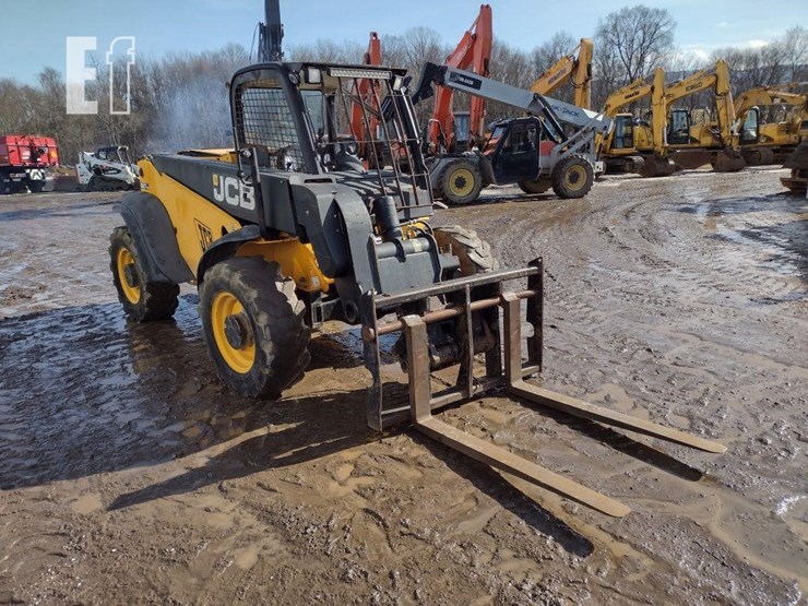 2013-jcb-527-55-image-25