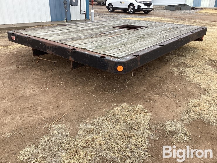 tradewind-94”-x-120”-pickup-flatbed-image-1
