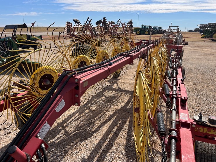 new-holland-ht152-image-2