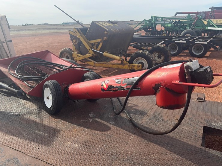 wheatheart-transfer-auger-image-1