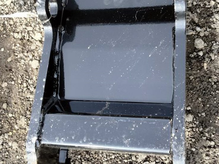 #260-•-mini-excavator-coupler---fits-to-bobcat-e-series-image-2