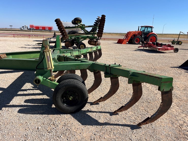 #t8408-•-laney-13-image-16