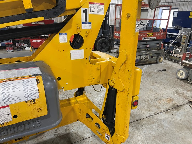 2013-bil-jax-3632t-image-22