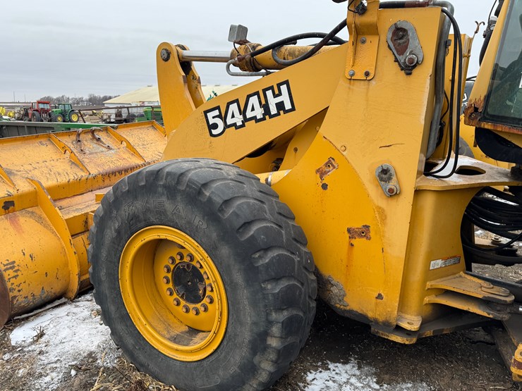 deere-544h-image-5