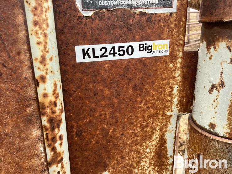 ww-livestock-working-chute-image-9