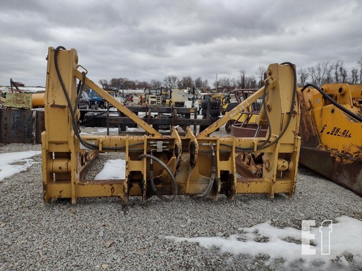 caterpillar-972-image-1