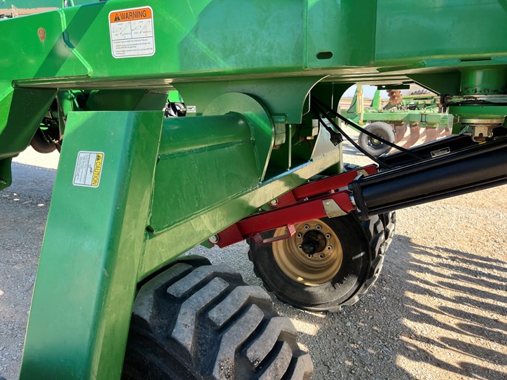 2016-great-plains-3s4000-image-28