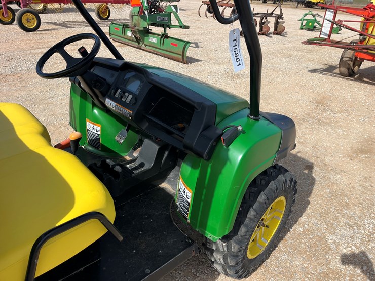 2016-john-deere-gator-image-5