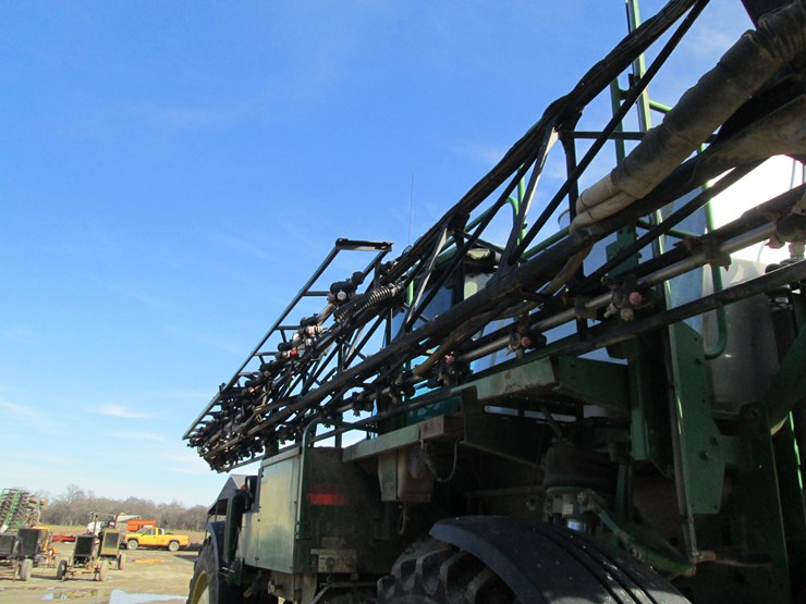 john-deere-4830-image-18