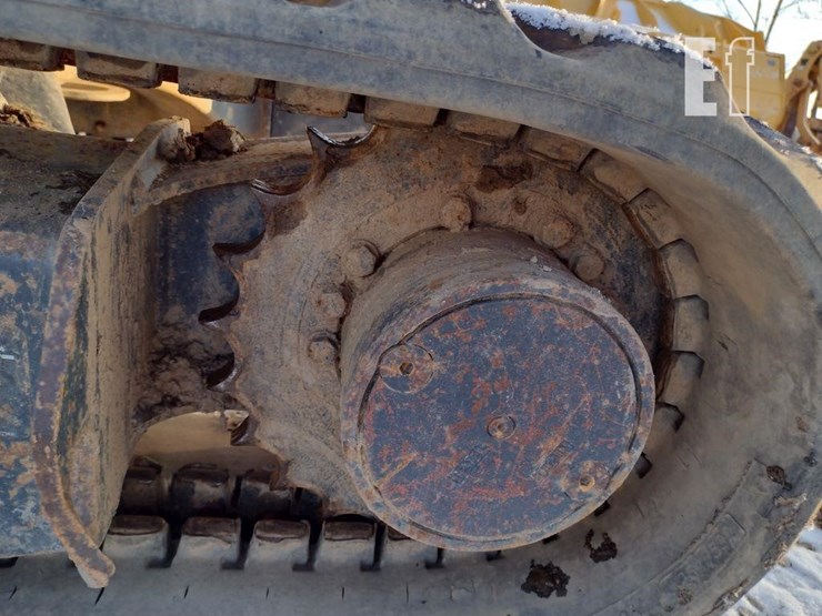 2013-deere-35d-image-27