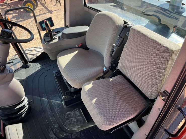 2020-case-ih-wd2104-image-29