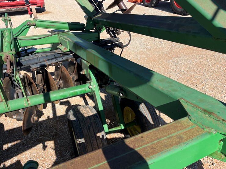 1996-john-deere-630-image-11