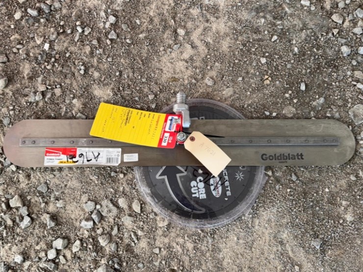 unused-3'-fresno-trowel-+-12"-core-cut-concrete-blade-image-1