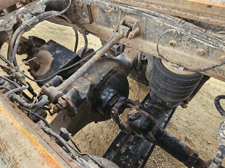 2000-caterpillar-c13-image-33